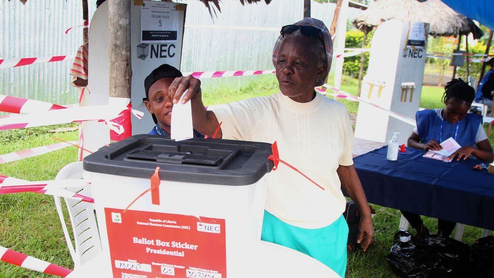 लाइबेरियामा दोस्रो चरणको राष्ट्रपतीय निर्वाचनमा मतदान सुरु